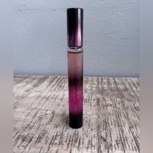 MAC Cosmetics Air of Style roller ball Fragrance. Discontinued 6ml